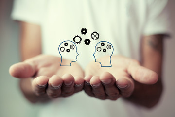 简述学前儿童美术创作及教学的指导方法