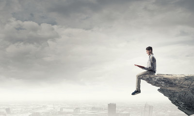 描写美丽的瀑布的诗句